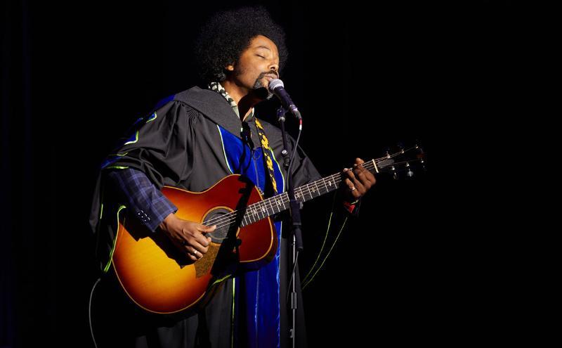 Honorary doctorate recipient Alex Cuba performing at Convocation