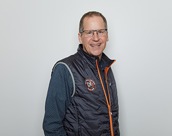 Roy Jantzen is an instructor of Natural History, Ecotourism, Tourism and Climate Change, and Environmental Stewardship in the Faculty of Global and Community Studies at Capilano University.